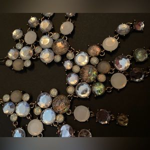 AMAZING vintage looking necklace.